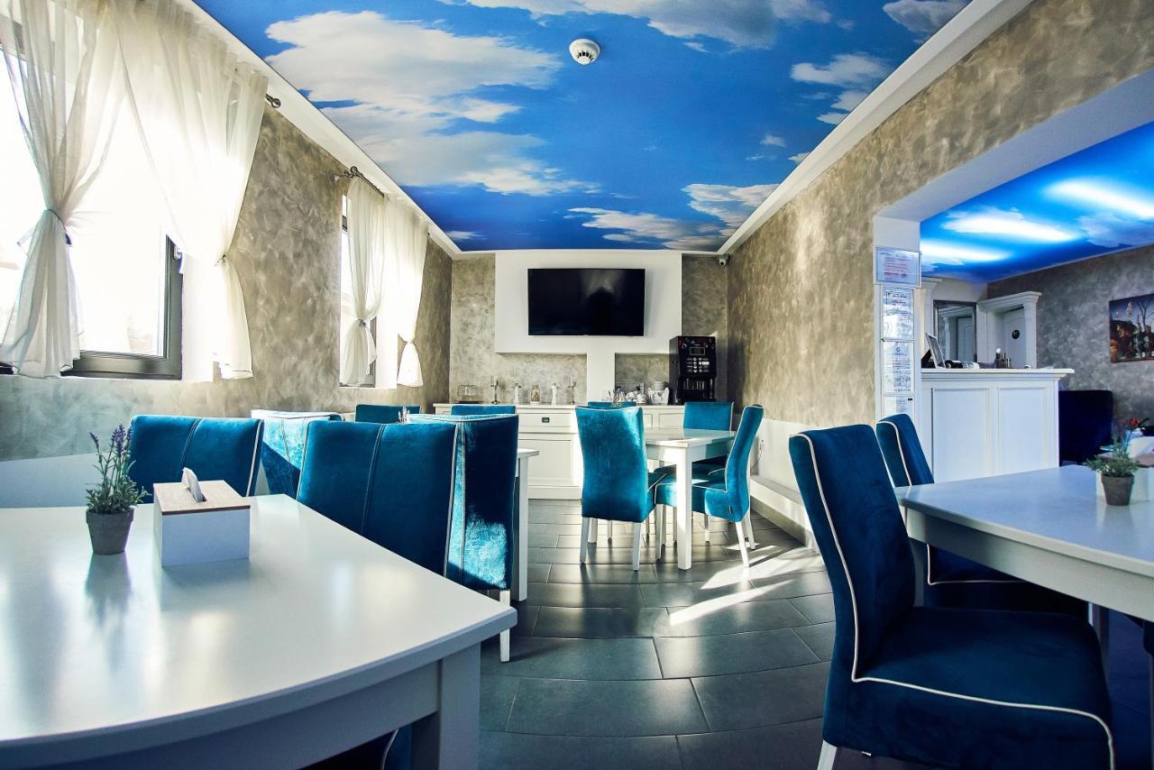 Boutique Hotel Casa Medievala Curtea De Arges Bagian luar foto