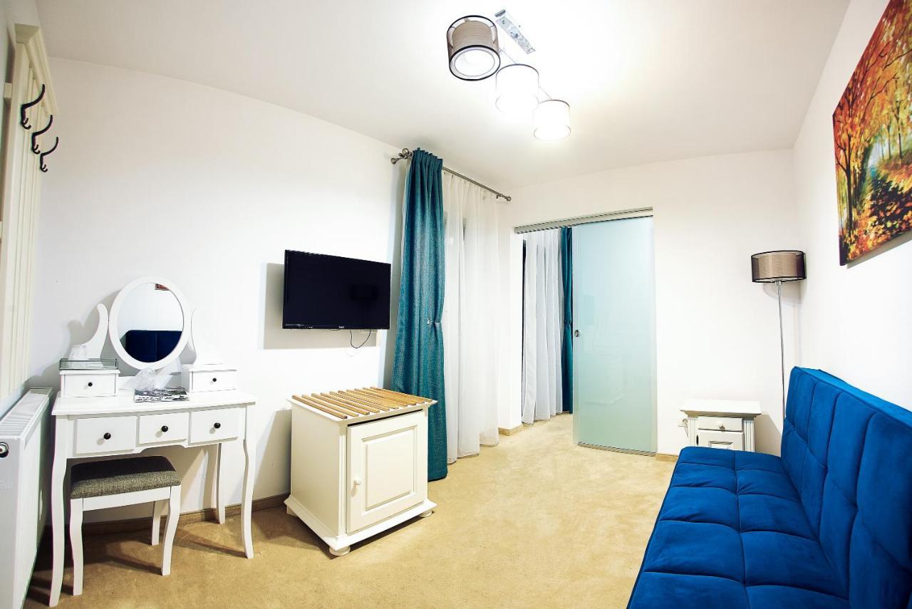 Boutique Hotel Casa Medievala Curtea De Arges Bagian luar foto