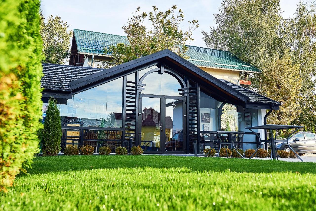 Boutique Hotel Casa Medievala Curtea De Arges Bagian luar foto