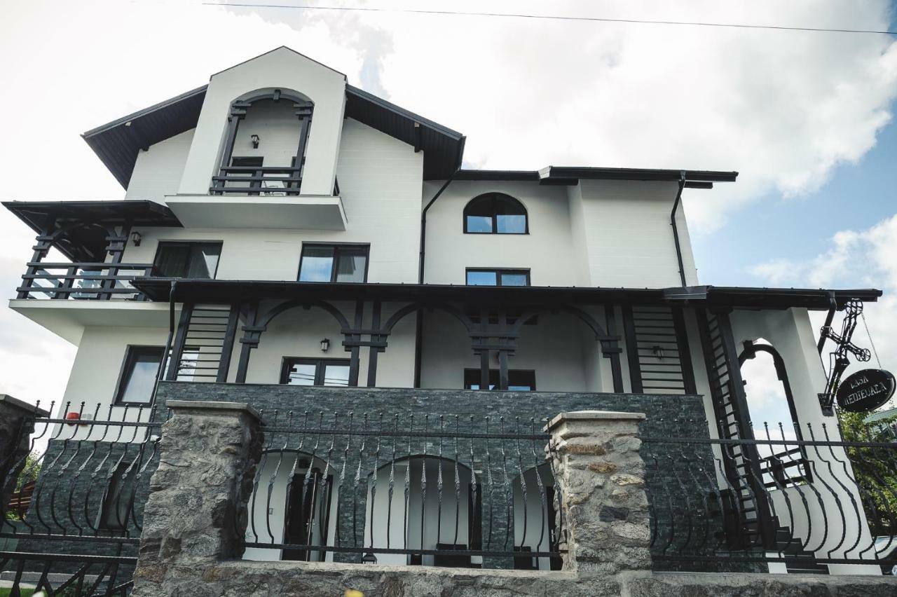 Boutique Hotel Casa Medievala Curtea De Arges Bagian luar foto